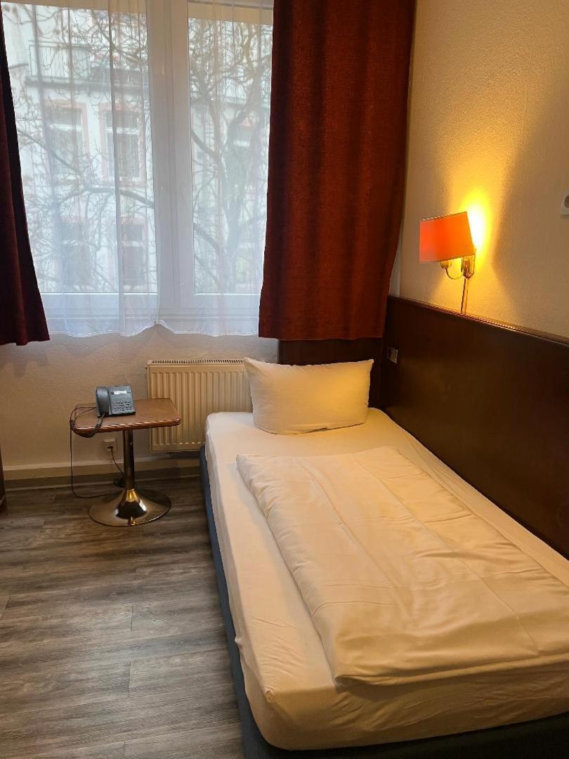 Apollo Hotell Frankfurt am Main Eksteriør bilde